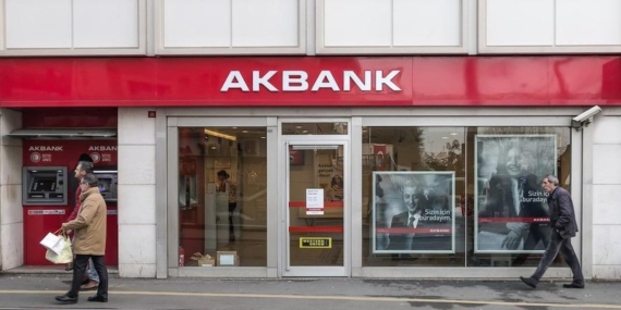 akbankta-teknik-aksaklik-surecler-sureksiz-olarak-yapilamiyor-HTw5DGKN.jpg