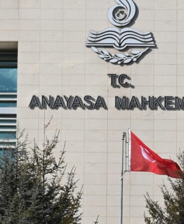 aymden-11-siyasi-parti-icin-karar-CaHGkbEI.jpg