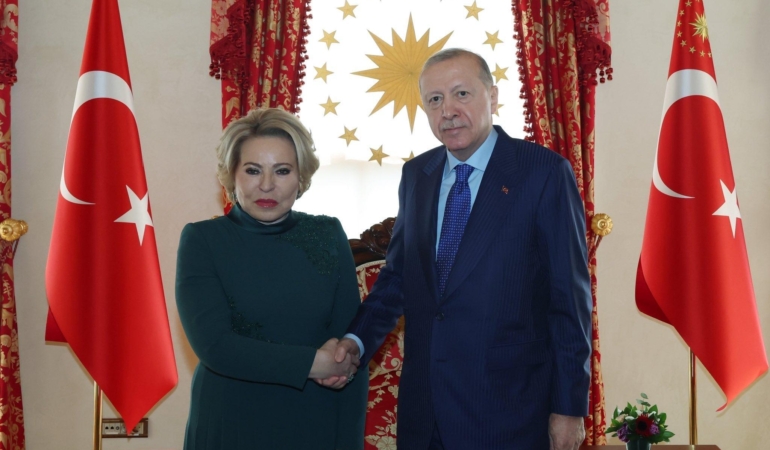 cumhurbaskani-erdogan-rusya-federasyon-konseyi-baskani-matviyenkoyu-kabul-etti-Nc7FbD2L.jpg