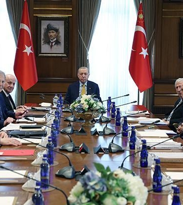 cumhurbaskani-erdogan-yuksek-istisare-kurulu-toplantisina-baskanlik-etti-b2ckA65e.jpg