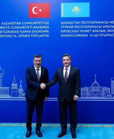 cumhurbaskani-yardimcisi-yilmaz-kazakistan-basbakani-bektenov-ile-gorustu-6lw1CdJB.jpg