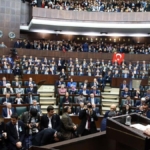 dort-belediye-baskani-akpye-geciyor-rozetleri-erdogan-takacak-u8Fnbhbf.jpg