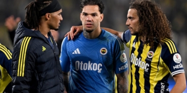 ederson-kizaga-cekiliyor-QuMzdhi5.jpg