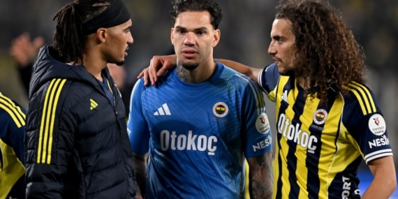 ederson-kizaga-cekiliyor-QuMzdhi5.jpg