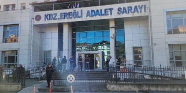ereglide-adliyede-saskina-ceviren-olay-tutuklama-kararini-duyan-supheli-camdan-atladi-agir-yarali-nET4vf7m.jpg