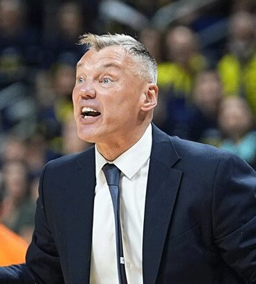 fenerbahce-basantrenoru-sarunas-jasikevicius-kaunasta-bizi-farkli-bir-ortam-bekleyecek-lMav4QkN.jpg