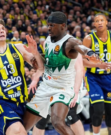 fenerbahce-final-foura-1-adim-uzakta-QdeCQfzV.jpg
