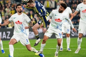 fenerbahcenin-13-maclik-rizespor-serisi-sona-erdi-hrEValHW.jpg