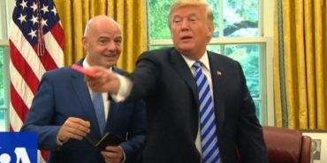 fifanin-donald-trumpa-verdigi-odul-ortaligi-karistirdi-etik-sorusturma-talebine-destek-XZ6Eq8JU.jpg