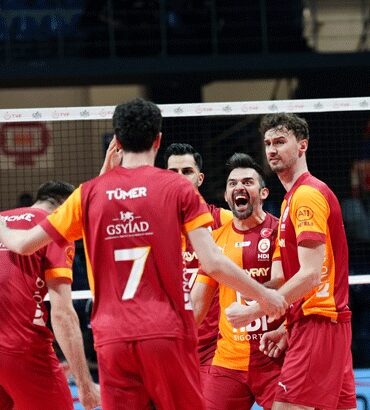 galatasaray-set-vermeden-kazandi-ve-efeler-liginde-finalin-ismi-muhakkak-oldu-qAI9A4La.jpg