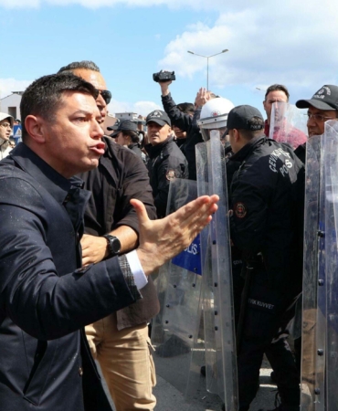 ibb-sorusturmasi-sonrasi-gerilim-marmaris-belediye-baskani-acar-unlu-hakkinda-mahkeme-kararini-verdi-lafKS38q.jpg