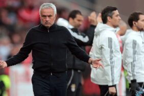 jose-mourinho-surprizi-geri-donuyor-zZCq3cJI.jpg