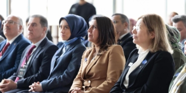 kademin-yeni-arastirmasi-kadinlar-cifte-mesai-degil-coklu-vardiya-yapiyor-VlnjWOp2.jpg