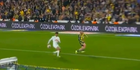 kadikoyde-yogun-itiraz-fenerbahce-penalti-bekledi-d2E9z6gR.jpg