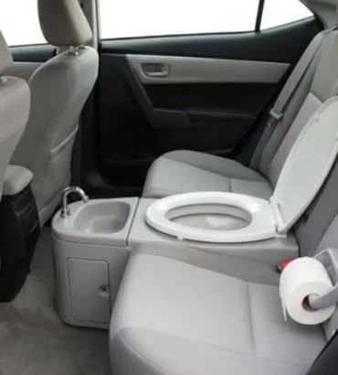 otomobilin-icinde-olur-mu-demeyin-patenti-alindi-tuvalet-entegre-ediliyor-DRNTjHFj.jpg