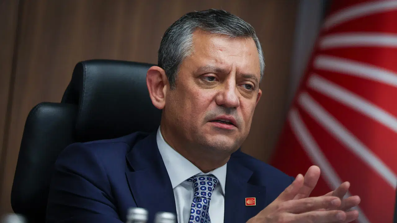 ozgur-ozel-1-mayis-icin-isci-sendikalarini-ziyaret-edecek-1gy9uRwT.jpg