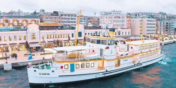 sanatin-kalbi-vapurda-atiyor-TRtHrrui.jpg