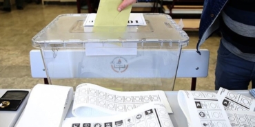 son-ankette-carpici-sonuc-iktidara-kendi-secmeni-sirtini-dondu-W8BWT9HM.jpg