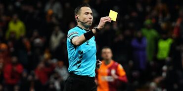 super-ligde-haftanin-hakemleri-aciklandi-iste-galatasaray-ve-fenerbahce-maclarina-atanan-isimler-Hd89XDcz.jpg