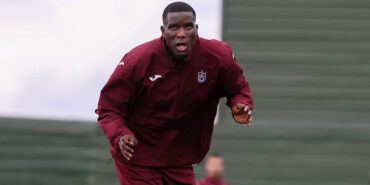trabzonspor-super-ligde-kafa-golu-rekoru-kirdi-VECiQeWx.jpg