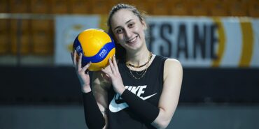 vakifbankta-ayca-aykac-altintastan-imoco-mesaji-wE6WRFEW.jpg