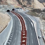 yeni-otoyol-ve-tunel-yarin-hizmete-giriyor-yol-muddeti-15-dakikaya-dusecek-ZE9UWbh9.jpg