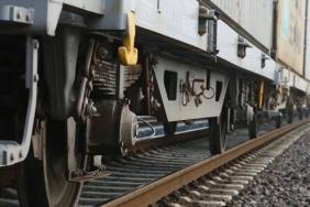 2-baskenti-birbirine-baglayan-yeni-tren-on-yildan-fazla-bir-sure-sonra-geri-donuyor-xkuPivPD.jpg