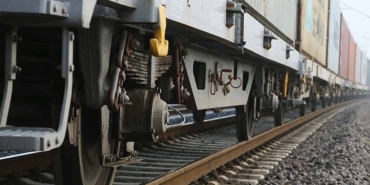 2-baskenti-birbirine-baglayan-yeni-tren-on-yildan-fazla-bir-sure-sonra-geri-donuyor-xkuPivPD.jpg