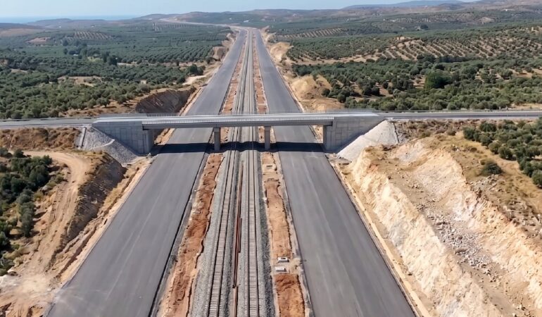 25-saatlik-yol-18-dakikaya-dusecek-68ZWlPBV.jpg