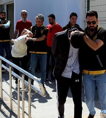 500-saatlik-kamera-goruntuleri-incelendi-saldirinin-failleri-yakalandi-1pbYYajX.jpg