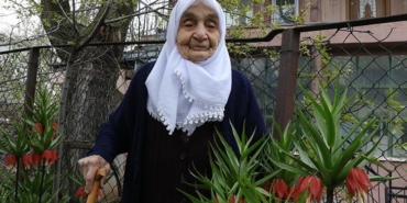 87-yil-evvel-annesinin-sandiginda-getirdi-turkiye-de-gorsun-dedim-n4kzKNxt.jpg