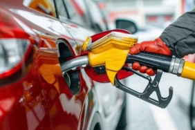akaryakit-fiyatlari-psikolojik-sinirin-altina-geriledi-motorine-indirim-geldi-ySlSKgSV.jpg