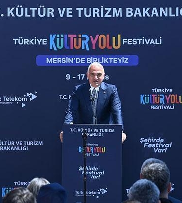 akdenizin-incisi-ilk-kez-kultur-yolu-sahnesinde-mersinde-festival-coskusu-basladi-cX9NtHgr.jpg