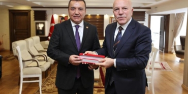 akpli-belediyede-hediyelik-saltanati-zKfjalc3.jpg
