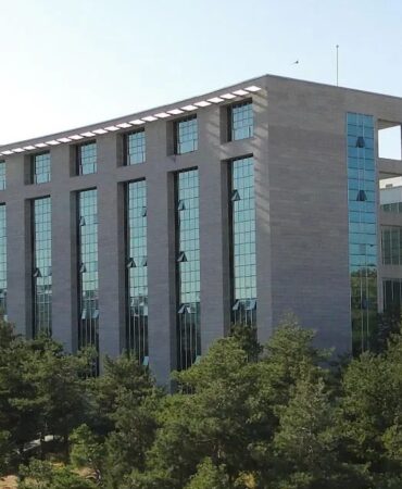 aksam-yemegi-zehir-oldu-kyk-yurdunda-77-kisi-hastanelik-oldu-VBR1cMbV.jpg