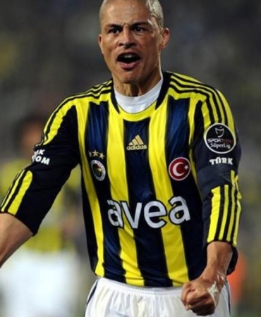 alex-de-souza-fenerbahcede-destekledigi-lider-adayini-acikladi-SKIyZEQV.jpg