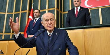 amedspor-diye-bir-kulupten-de-bahsedilemeyecektir-demisti-mhp-lideri-bahcelinin-tebrik-mesaji-tartisma-yaratti-8E7FCQ6x.jpg