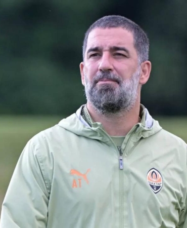 arda-turan-shakhtar-donetskle-sampiyon-oldu-9JmhShrt.jpg