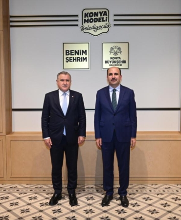 bakan-bak-ve-ak-parti-genel-baskan-yardimcisi-buyukgumus-baskan-altayi-ziyaret-etti-EttKn5M1.jpg