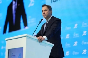 bakan-bayraktar-2026-yili-ruzgarin-yili-olacak-CNxltPpD.jpg