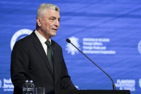 bakan-bolat-iki-ulke-15-milyar-dolarlik-ikili-ticaret-hacmine-ulasmayi-hedefliyor-Sx9ICafq.jpg