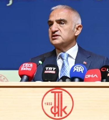 bakan-ersoy-diline-sahip-cikan-millet-gelecegine-sahip-cikar-1xhLdRc9.jpg