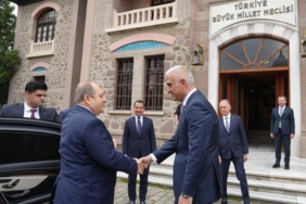 bakan-ersoy-yargitay-baskani-kerkezi-cumhuriyet-muzesinde-agirladi-SvMe9U4c.jpg