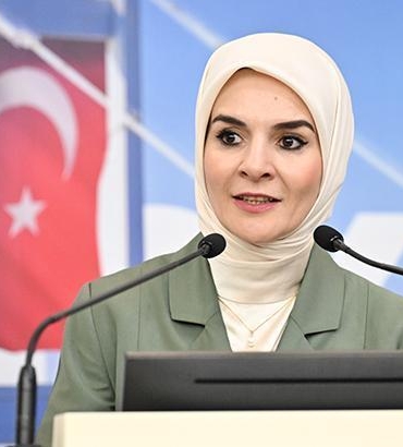 bakan-goktas-kadinlarin-guclenmesi-alaninda-is-birliklerimizi-gelistiriyoruz-sLOFN92N.jpg