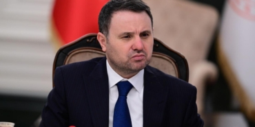 bakan-gurlek-cagla-tugaltayin-ailesiyle-gorustu-zvn6OR3G.jpg