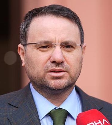 bakan-gurlek-genclerimizin-kanini-emen-kirli-bir-cark-daha-darmadagin-edildi-Xcr9u4m7.jpg