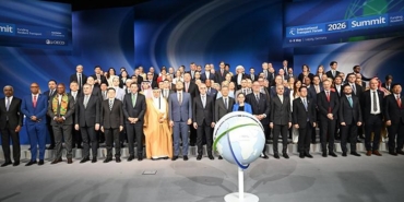 bakan-uraloglu-alman-mevkidasi-schnieder-ile-bir-ortaya-geldi-2OlR7ue8.jpg