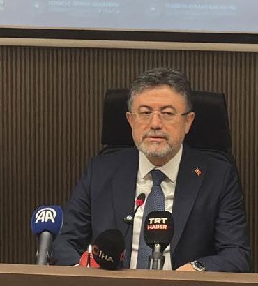 bakan-yumakli-tarimsal-kayiplarimizi-2026da-geri-alacagiz-iPsVEqjC.jpg