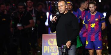 barcelonada-hansi-flick-cok-mutlu-burasi-aile-gibi-NIUsdgMW.jpg