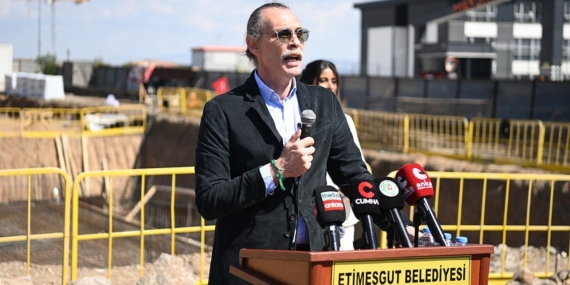 behzat-komiserim-sozunu-tuttu-fXClFiqu.jpg